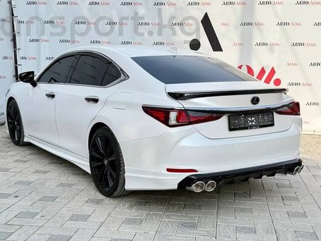 Lexus ES, 2020 — photo 5