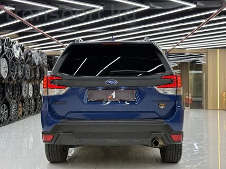 Subaru Forester, 2022 — фото 8