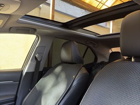 Toyota Camry, 2018 — сүрөт 10