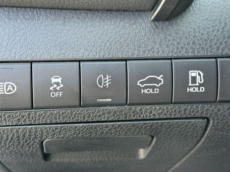 Toyota Camry, 2019 — photo 5