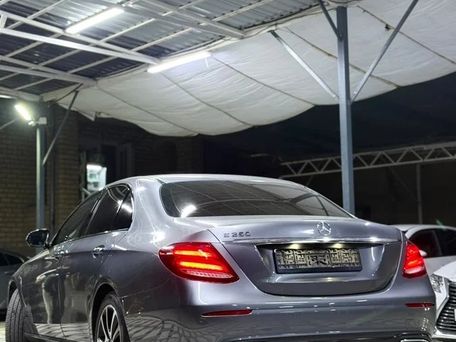 Mercedes-Benz E-Класс, 2020 — фото 3