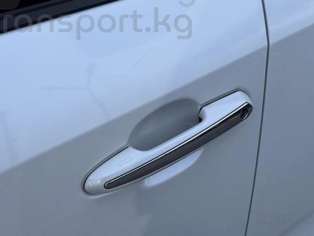 Toyota RAV4, 2018 — фото 10