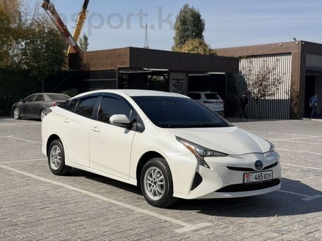 Toyota Prius, 2017 — фото 1