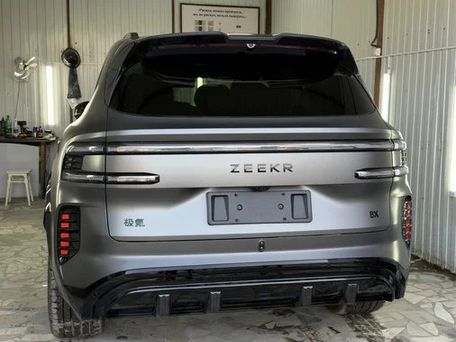 Zeekr 8X, 2026 — 照片 2