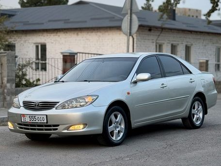 Toyota Camry, 2005