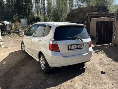 Honda Fit, 2002