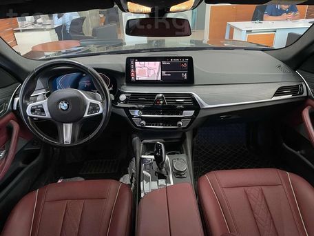 BMW 5 серии, 2022 — 照片 11
