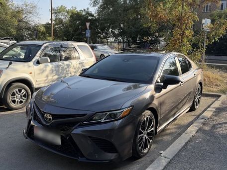 Toyota Camry, 2019 — фото 2