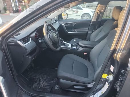 Toyota RAV4, 2019 — photo 8