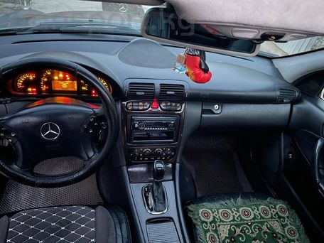 Mercedes-Benz C-Класс, 2003 — 照片 9