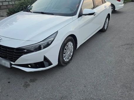 Hyundai Avante, 2020 — photo 1
