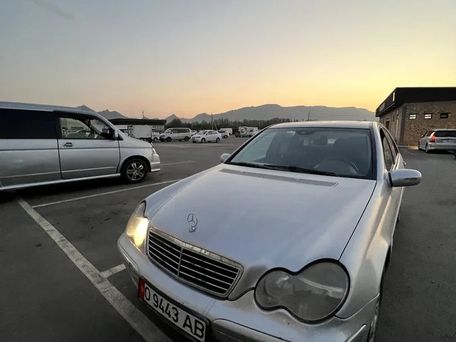 Mercedes-Benz C-Класс, 2003 — 照片 3