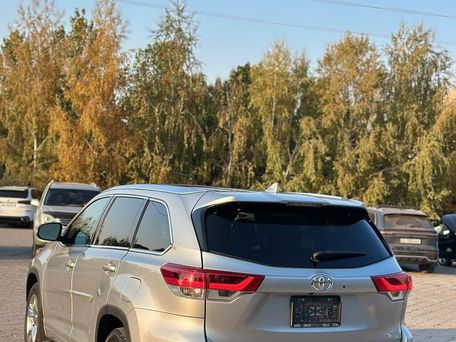 Toyota Highlander, 2018 — photo 3