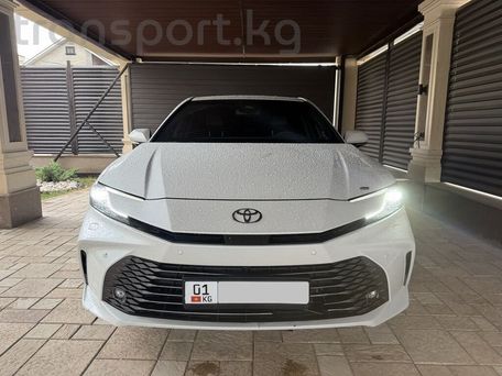 Toyota Camry, 2025 — фото 2