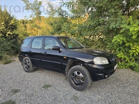 Mazda Tribute, 2001 — 照片 1