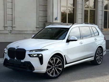 BMW X7, 2021 — 照片 1