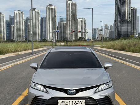 Toyota Camry, 2021 — фото 1