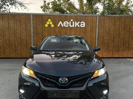 Toyota Camry, 2019 — photo 1