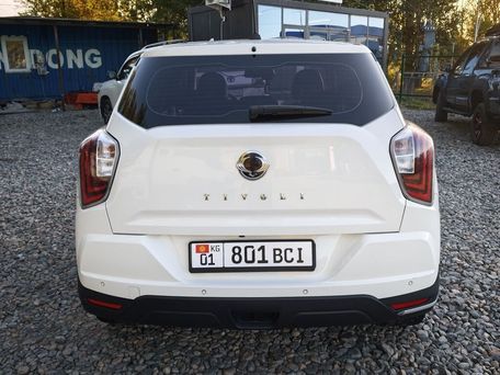 SsangYong Tivoli, 2020 — photo 16