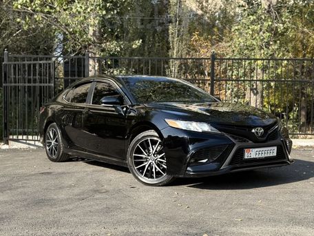 Toyota Camry, 2021 — сүрөт 2