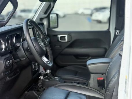 Jeep Wrangler, 2023 — 照片 10