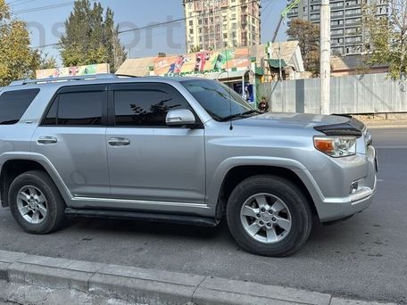 Toyota 4Runner, 2010 — photo 8