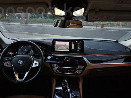 BMW 5 серии, 2020 — 照片 5
