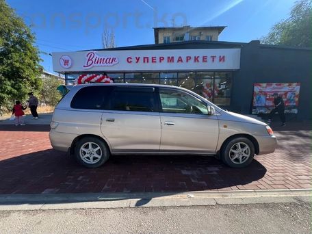 Toyota Gaia, 2002 — сүрөт 2