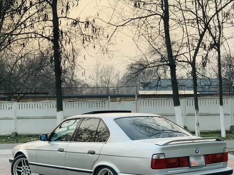 BMW 5 серии, 1991 — 照片 7