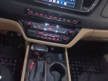 Kia Carnival, 2018 — photo 15