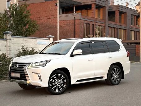 Lexus LX, 2017 — 照片 2