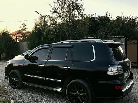 Lexus LX, 2008
