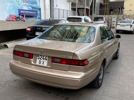 Toyota Camry, 1999 — фото 3