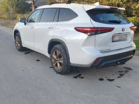 Toyota Highlander, 2021 — photo 3