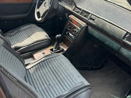 Mercedes-Benz W124, 1992 — фото 4
