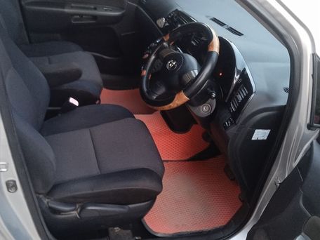 Toyota Wish, 2003 — сүрөт 5