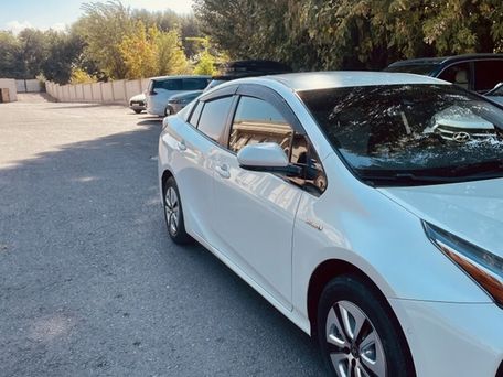 Toyota Prius, 2019 — фото 2
