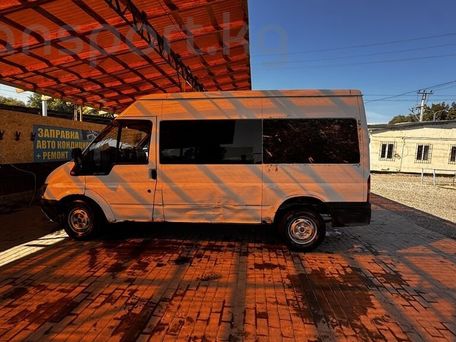 Ford Transit, 2006 — 照片 6