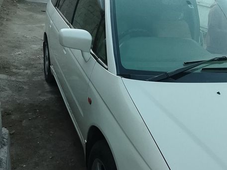 Honda Stream, 2000 — фото 2