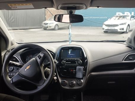 Chevrolet Spark, 2018 — сүрөт 11