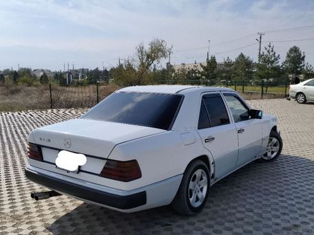 Mercedes-Benz W124, 1991 — сүрөт 7