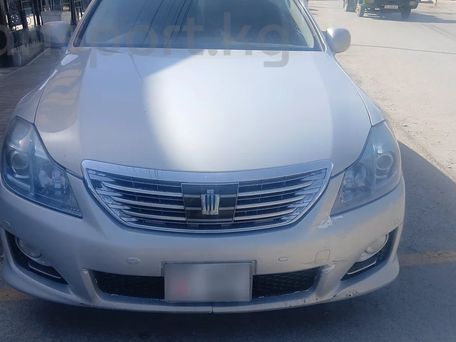 Toyota Crown, 2009