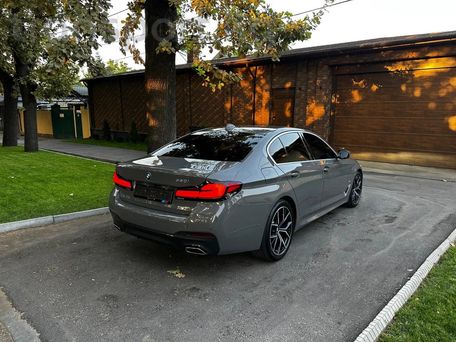 BMW 5 серии, 2021