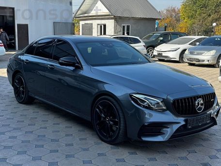 Mercedes-Benz E-Class, 2019 — photo 1