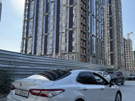 Toyota Camry, 2018 — photo 4