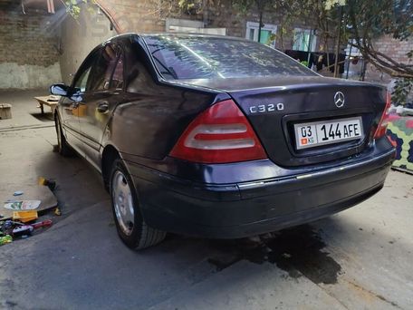 Mercedes-Benz C-Класс, 2000 — 照片 2