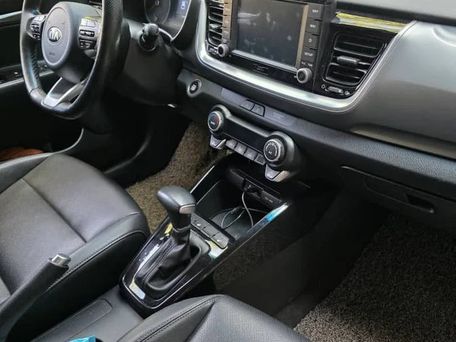 Kia Stonic, 2018 — 照片 3