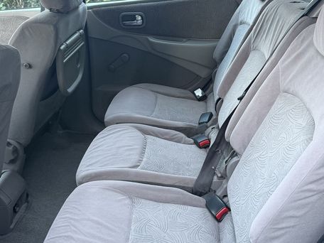 Nissan Almera Tino, 2001 — 照片 7