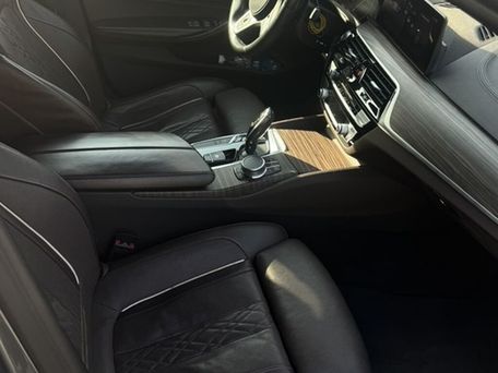 BMW 5 Series, 2019 — photo 6