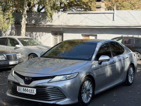 Toyota Camry, 2019 — сүрөт 2